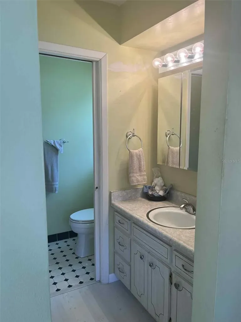 608 Knowles Road Brandon FL 33511