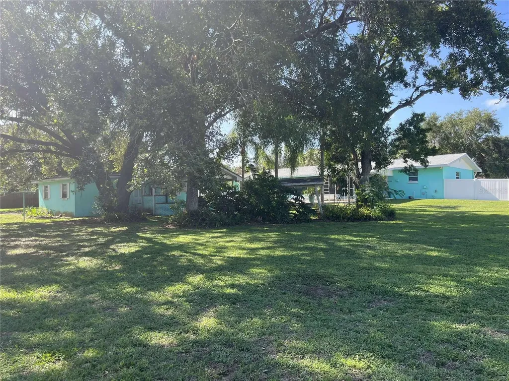 608 Knowles Road Brandon FL 33511