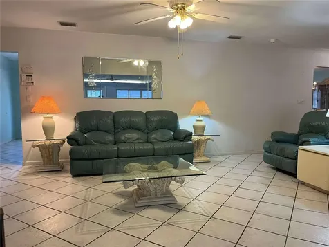 608 Knowles Road Brandon FL 33511