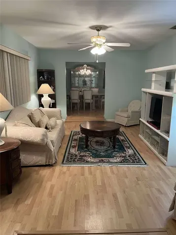 608 Knowles Road Brandon FL 33511