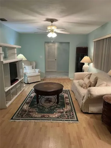 608 Knowles Road Brandon FL 33511