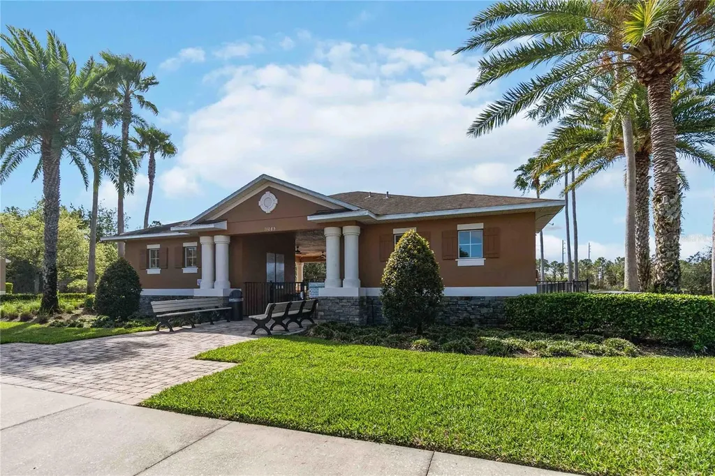 9016 Savannah Magnolia Lane Orlando FL 32832