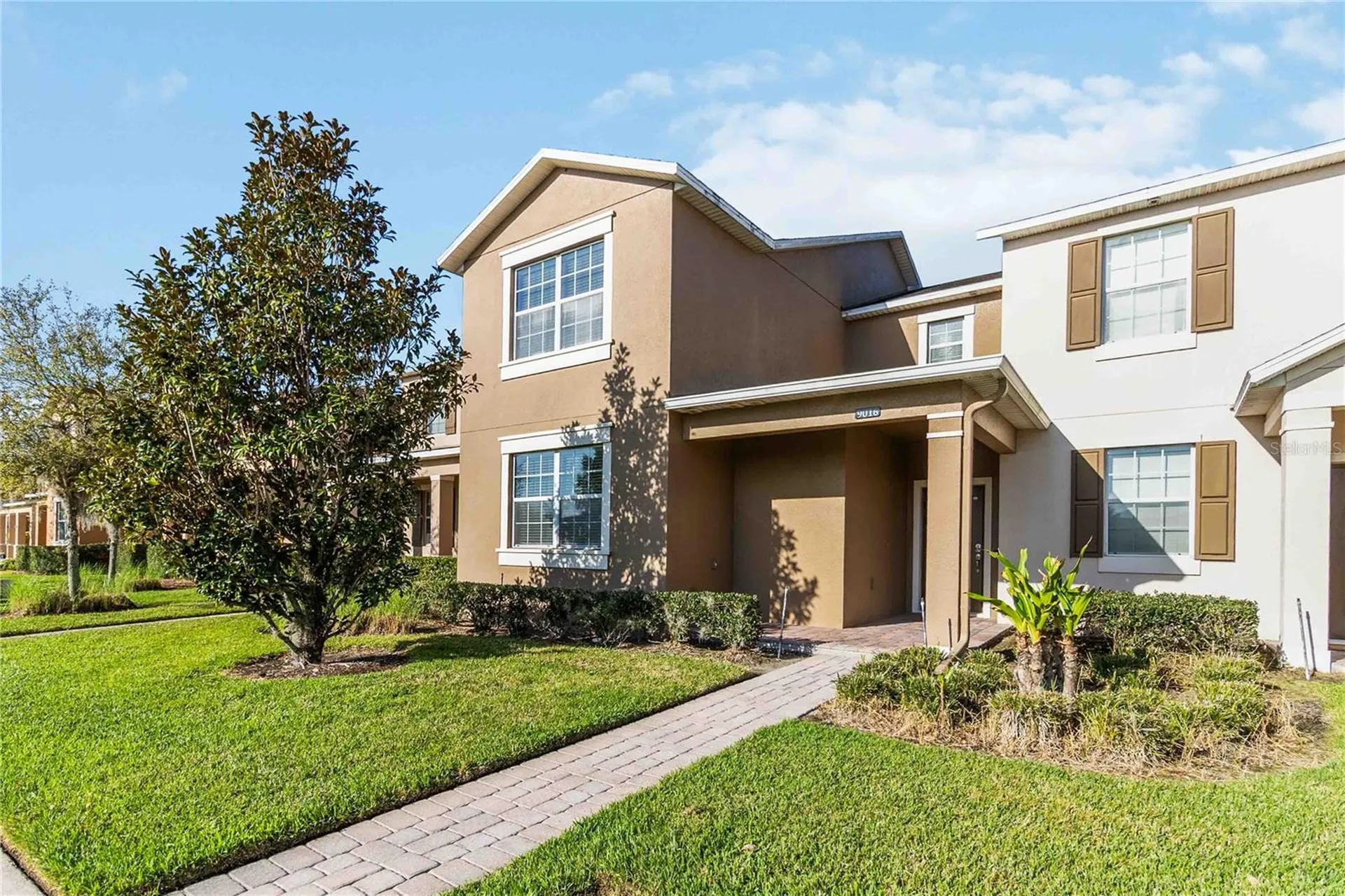 9016 Savannah Magnolia Lane Orlando FL 32832