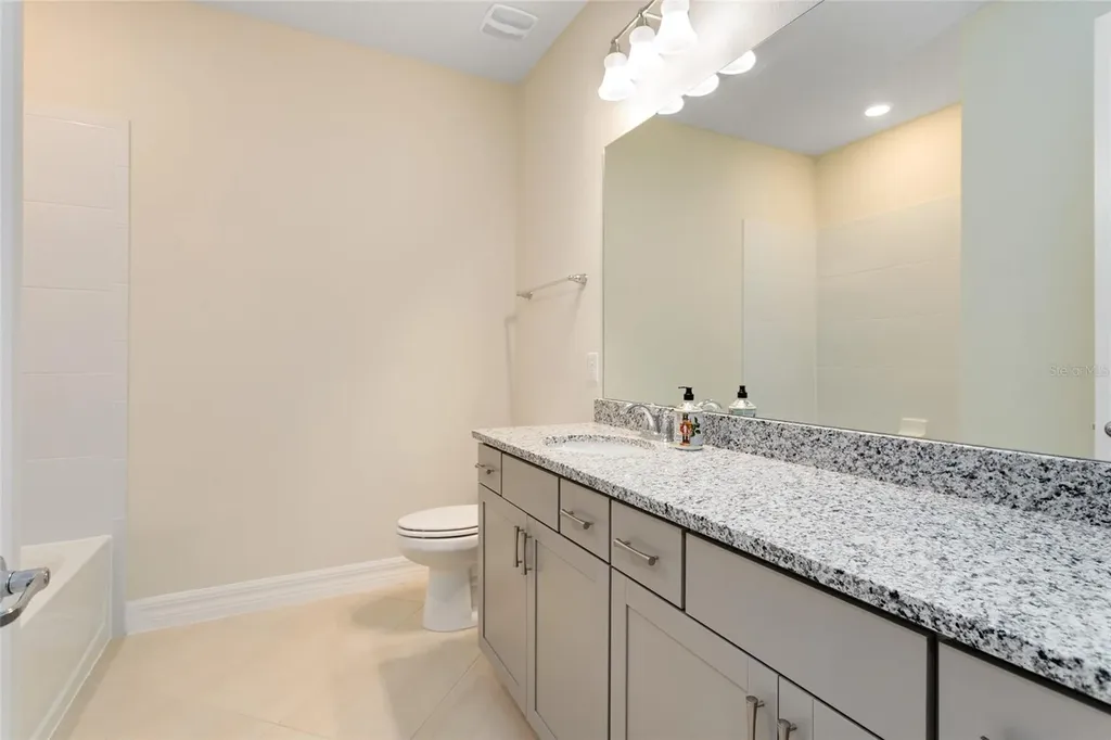9212 Hanging Vine Court Orlando FL 32836