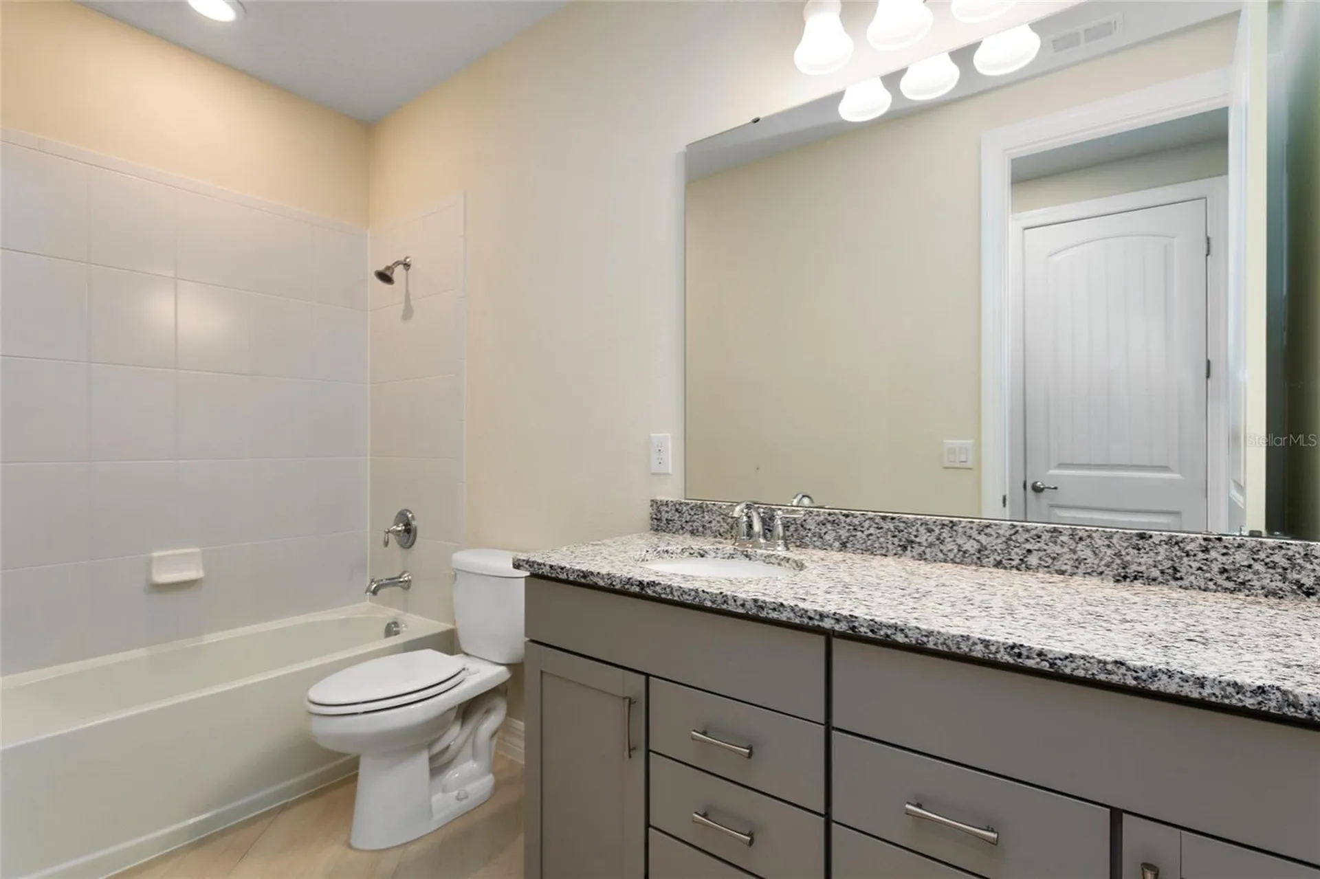 9212 Hanging Vine Court Orlando FL 32836