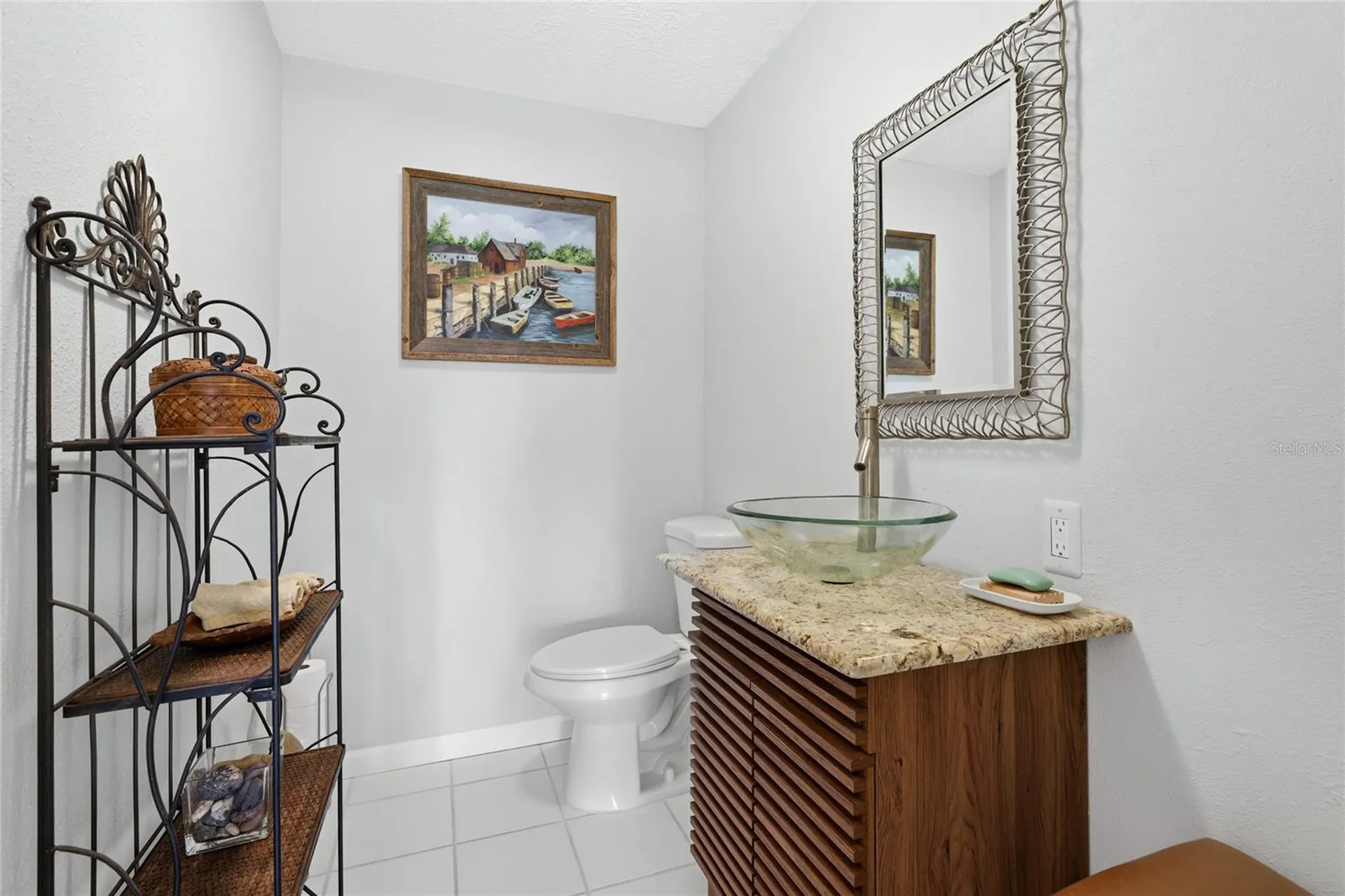 906 Tropical Drive Bradenton FL 34208