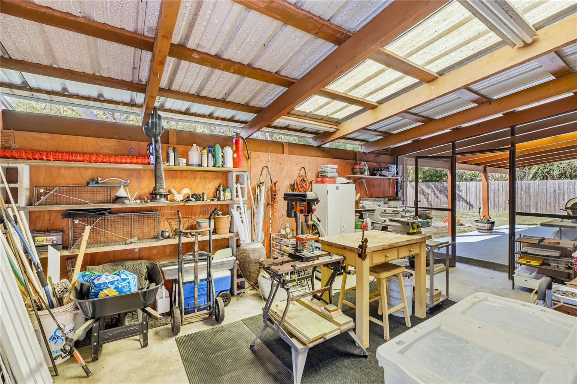906 Tropical Drive Bradenton FL 34208