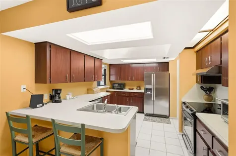 906 Tropical Drive Bradenton FL 34208