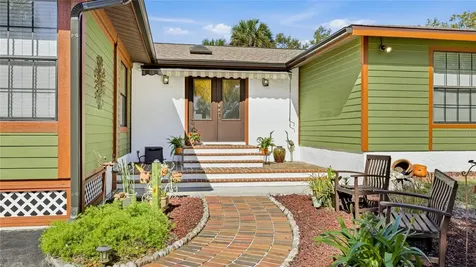 906 Tropical Drive Bradenton FL 34208