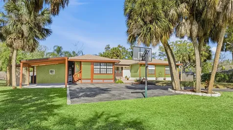 906 Tropical Drive Bradenton FL 34208