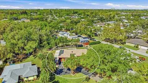 906 Tropical Drive Bradenton FL 34208