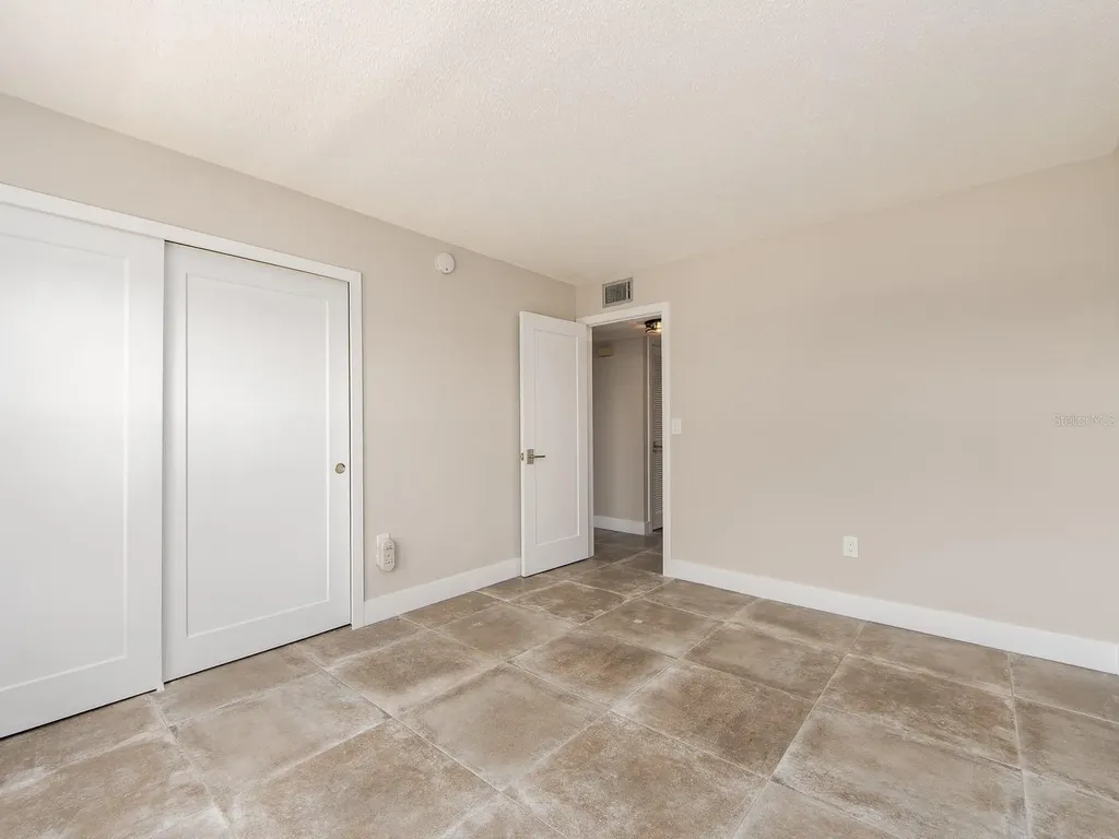 105 Island Way Clearwater FL 33767