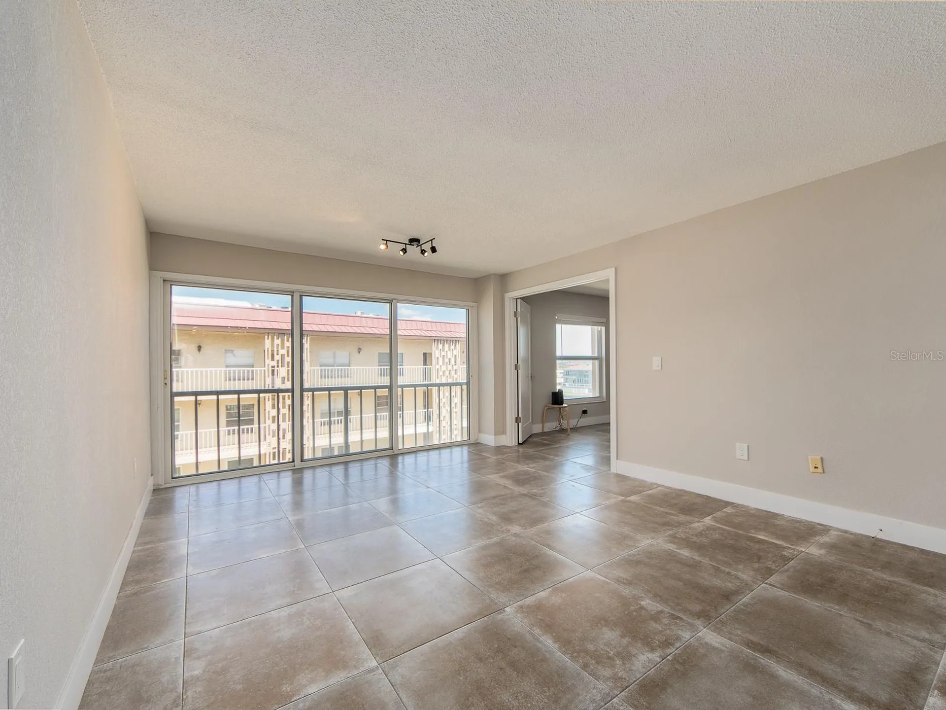 105 Island Way Clearwater FL 33767