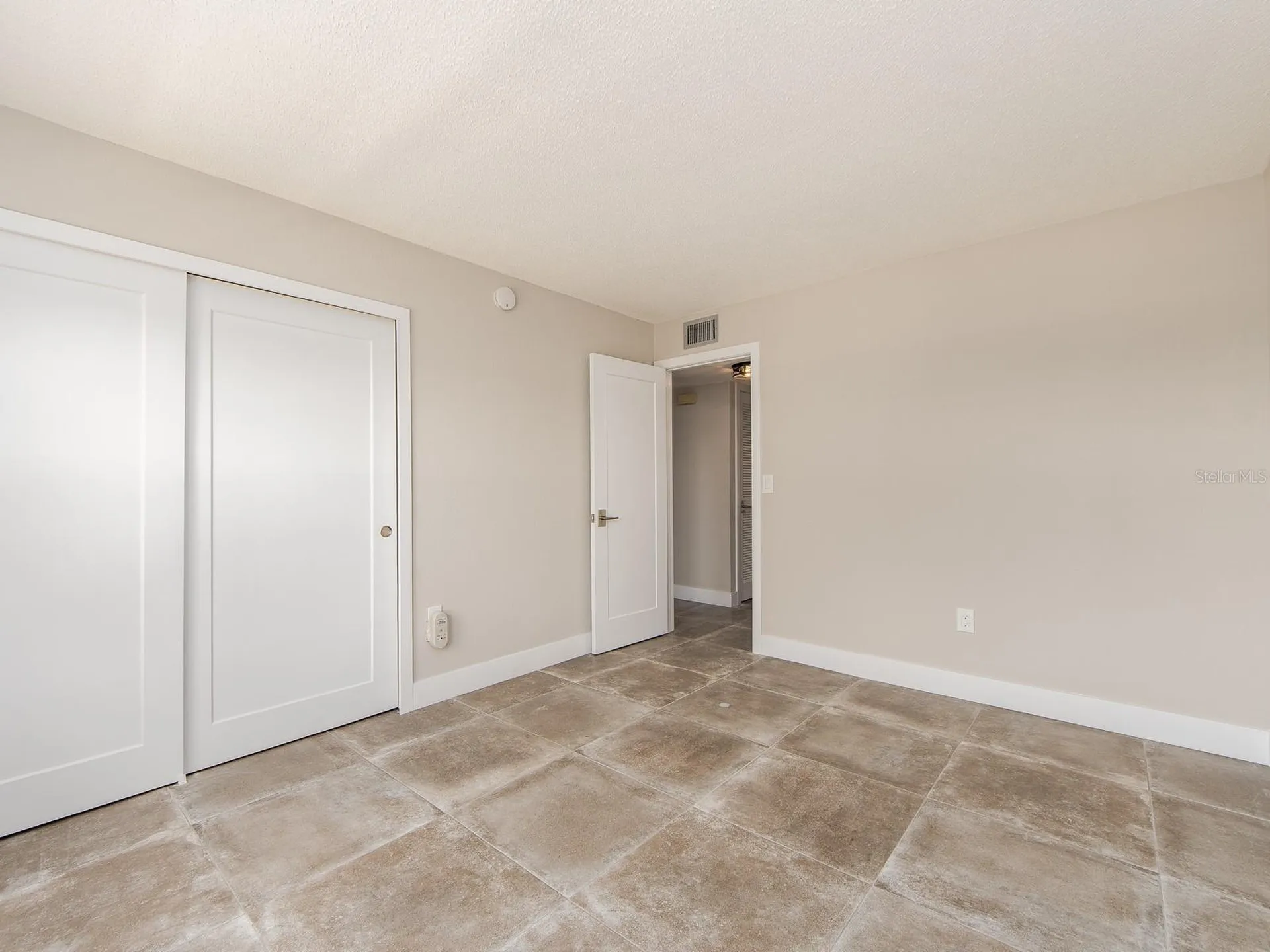 105 Island Way Clearwater FL 33767