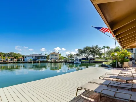 105 Island Way Clearwater FL 33767