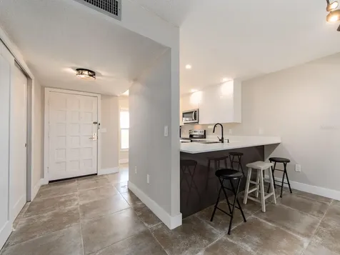 105 Island Way Clearwater FL 33767