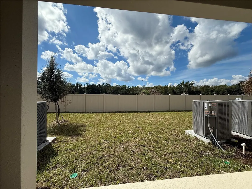 3009 Skyline Loop Kissimmee FL 34758