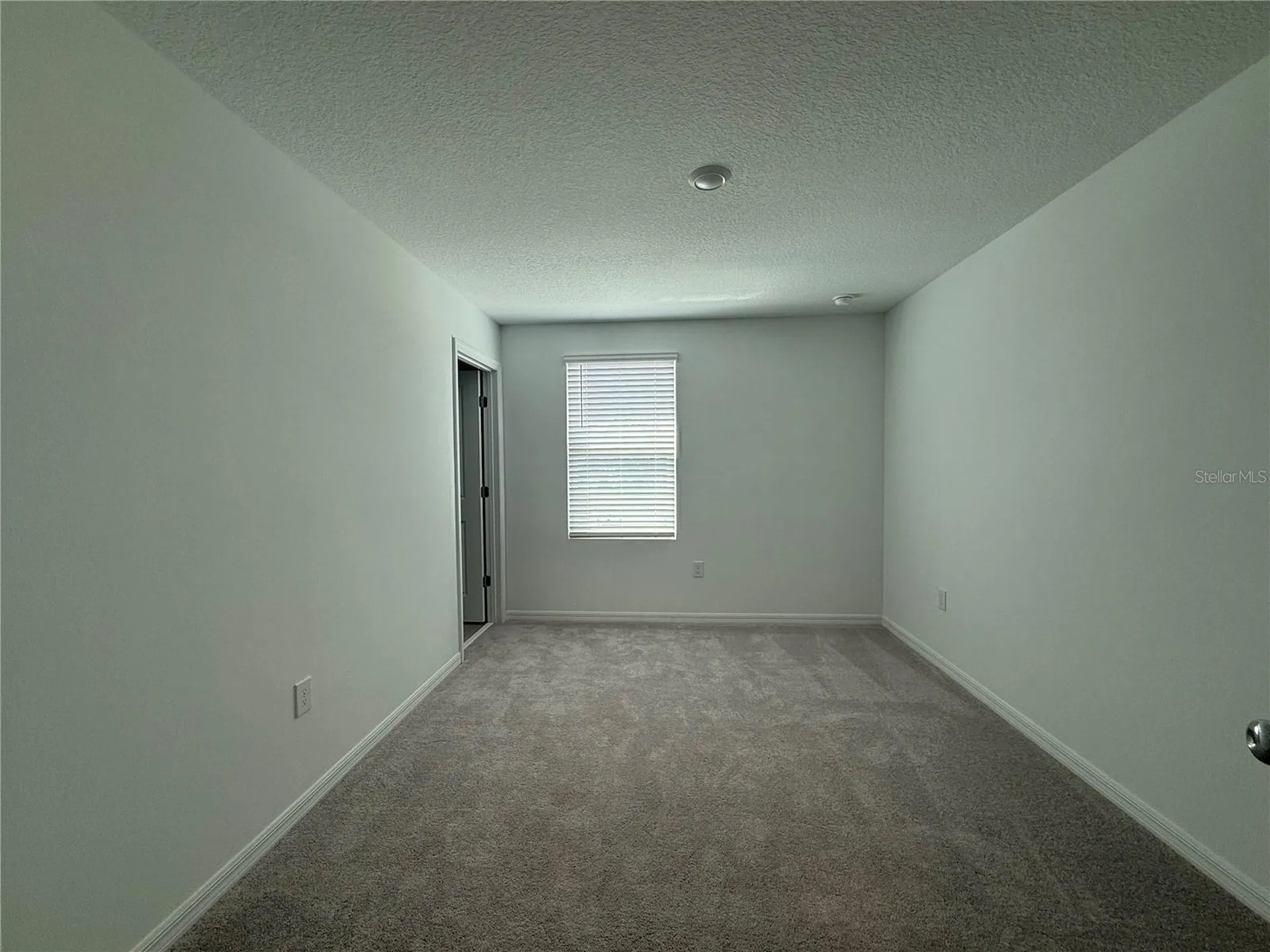 3009 Skyline Loop Kissimmee FL 34758