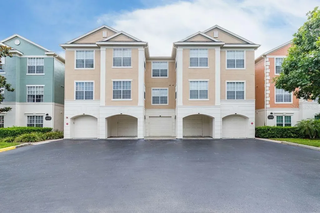 12861 Madison Pointe Circle Orlando FL 32821