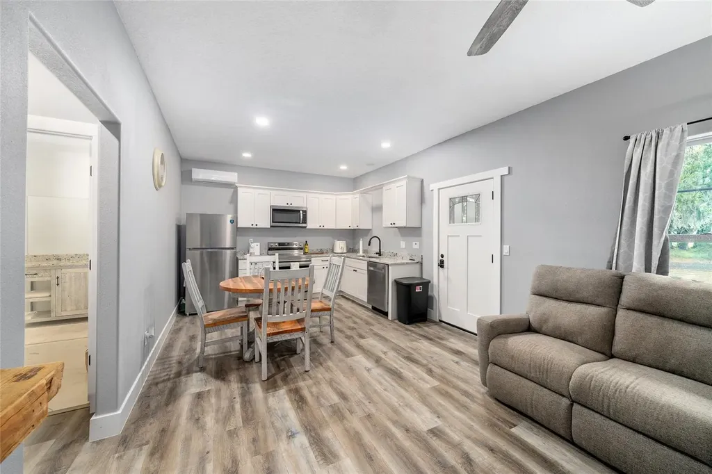 13869 S Highway 475 Summerfield FL 34491
