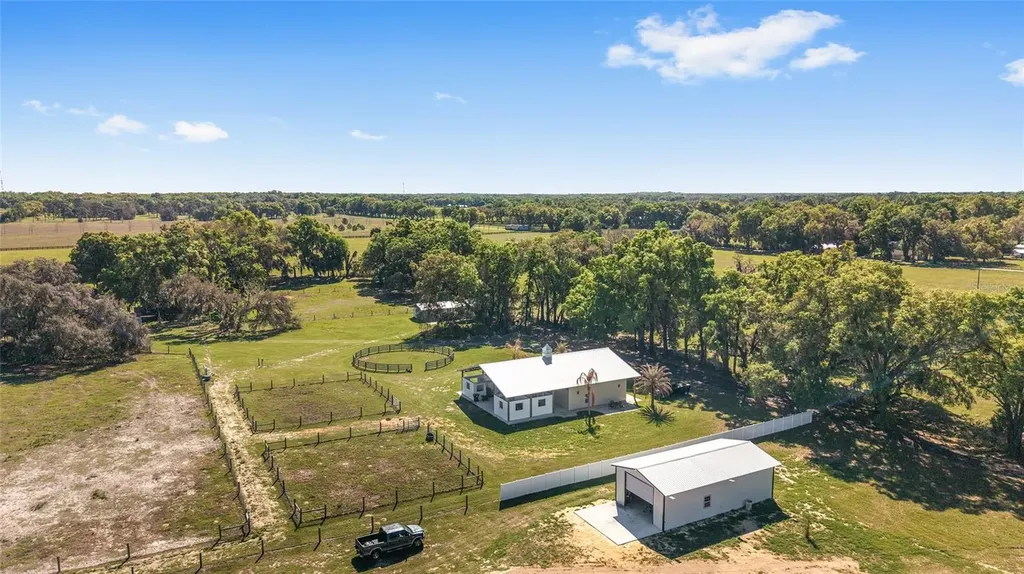 13869 S Highway 475 Summerfield FL 34491