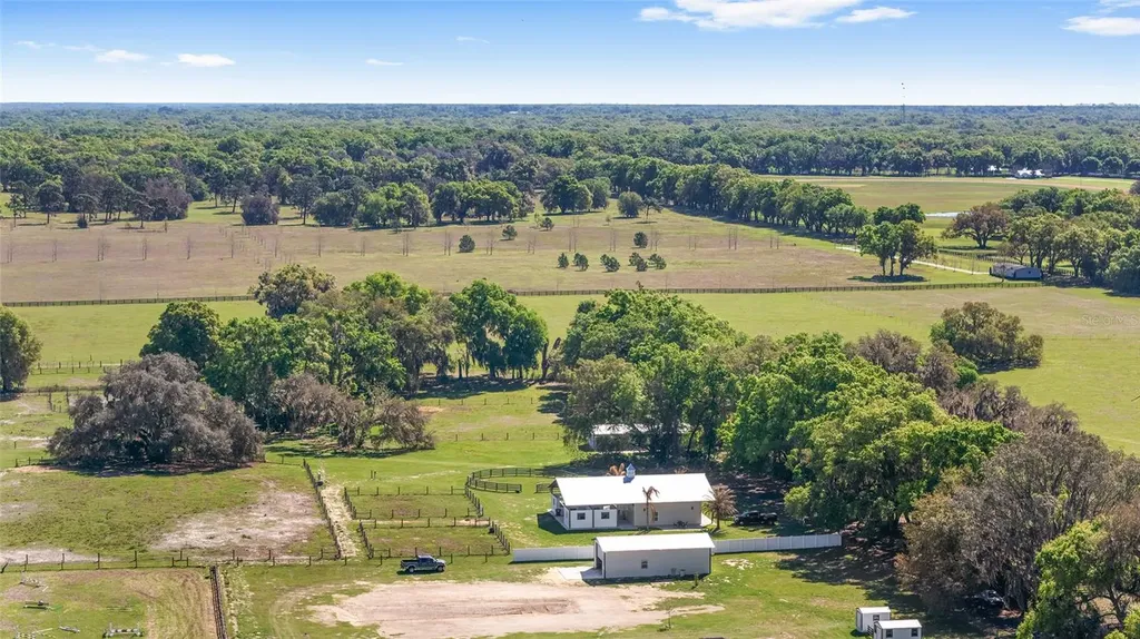 13869 S Highway 475 Summerfield FL 34491