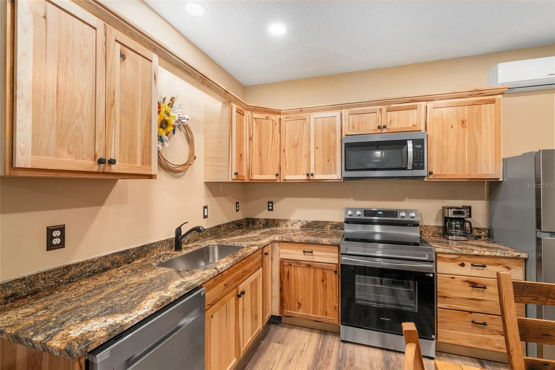 13869 S Highway 475 Summerfield FL 34491