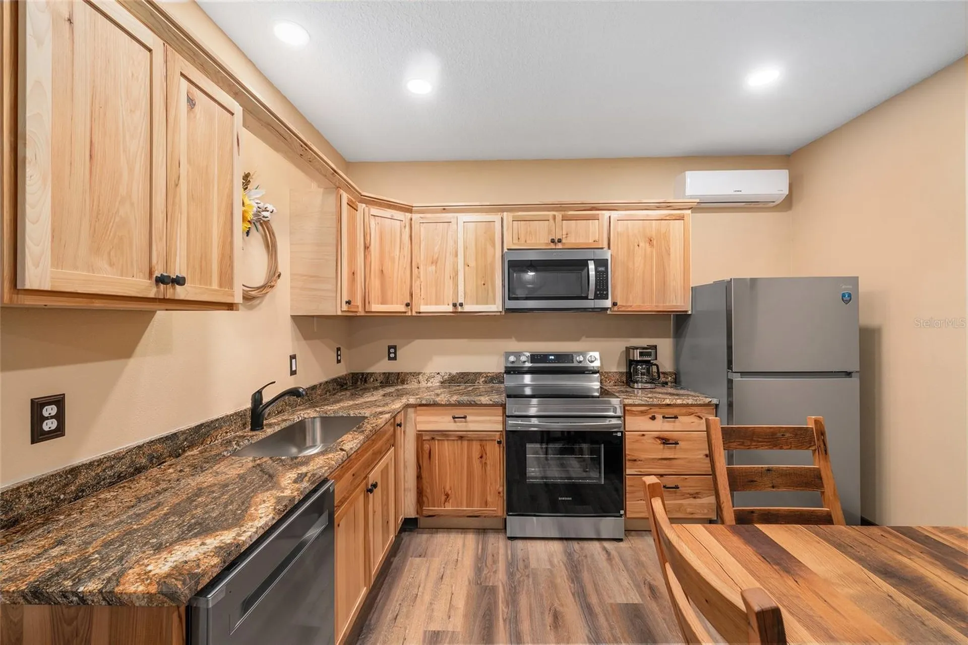 13869 S Highway 475 Summerfield FL 34491
