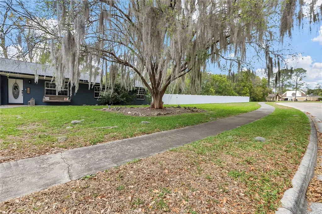 1152 SE 42nd Avenue Ocala FL 34471