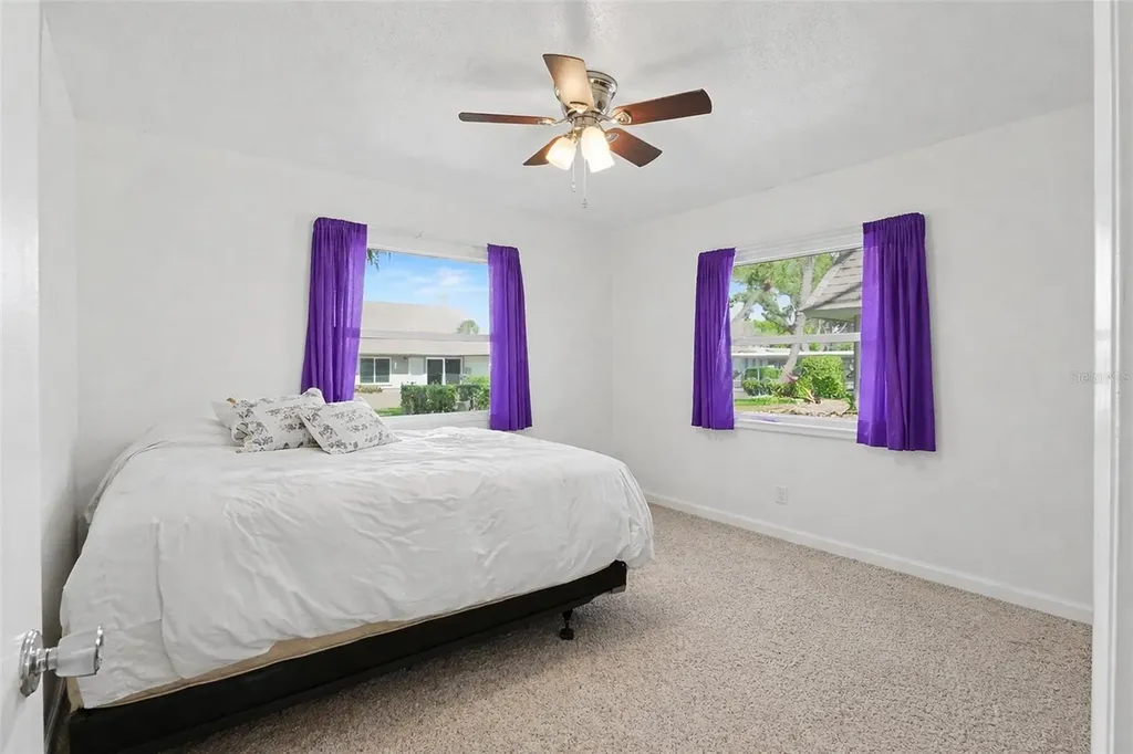 1327 Glendale Circle W Sarasota FL 34232