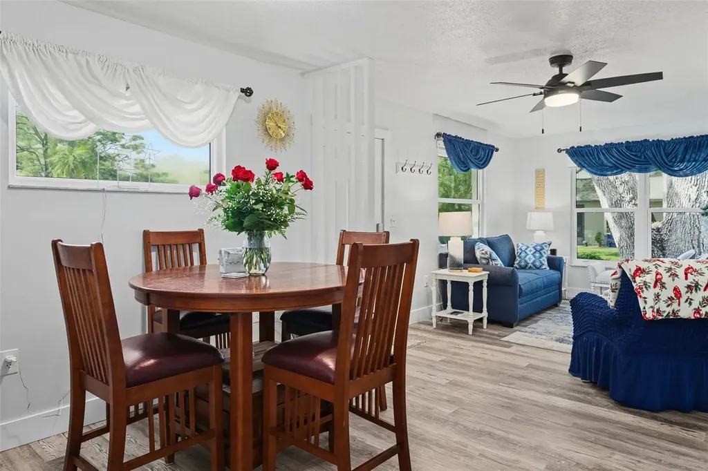 1327 Glendale Circle W Sarasota FL 34232