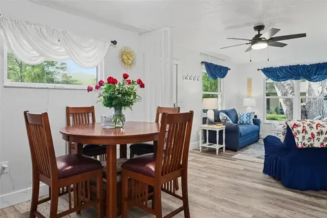 1327 Glendale Circle W Sarasota FL 34232