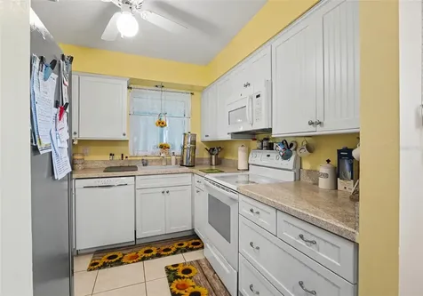 1327 Glendale Circle W Sarasota FL 34232