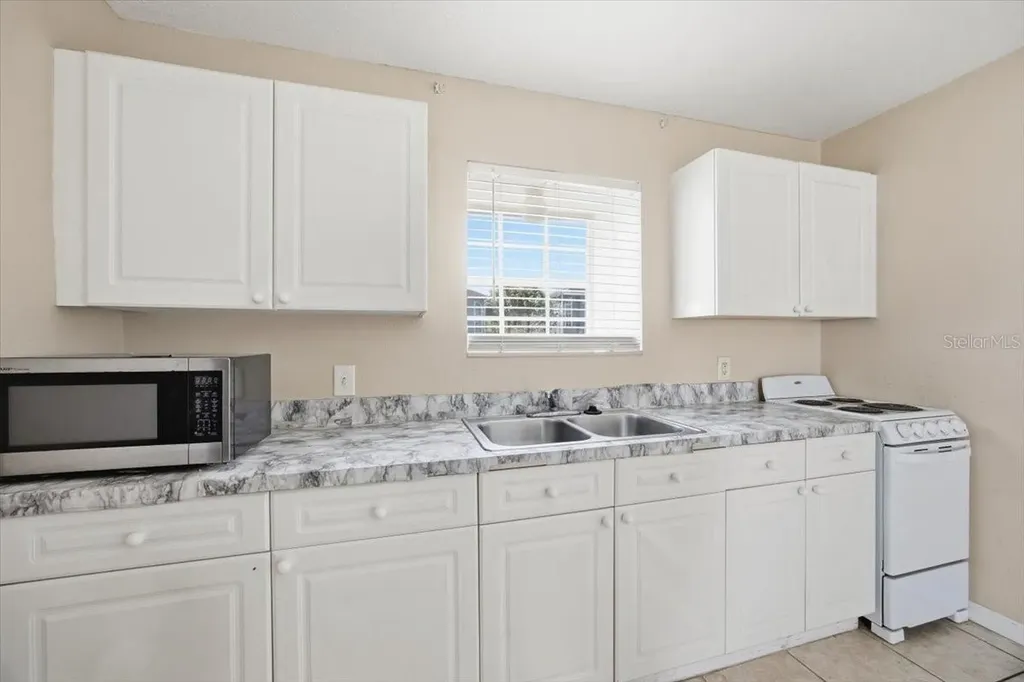 130 Coco Plum Drive Davenport FL 33897