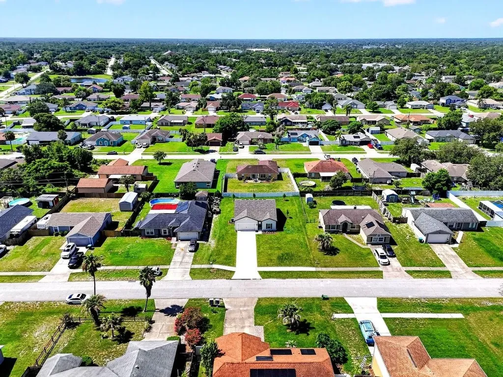 2833 Corrigan Drive Deltona FL 32738