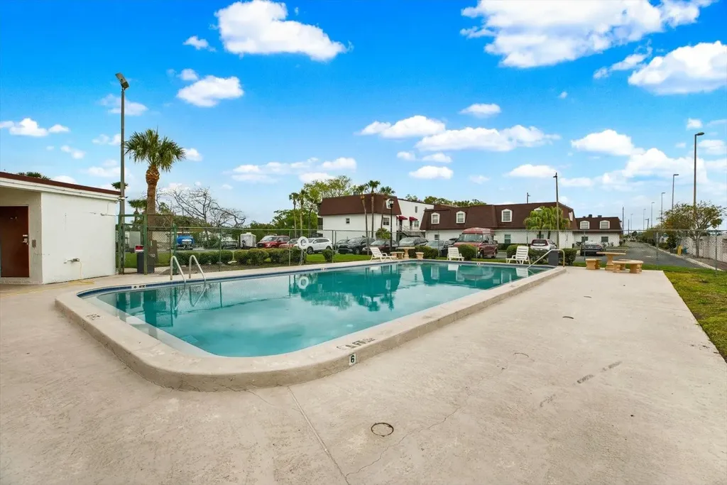 9130 Tudor Drive Tampa FL 33615