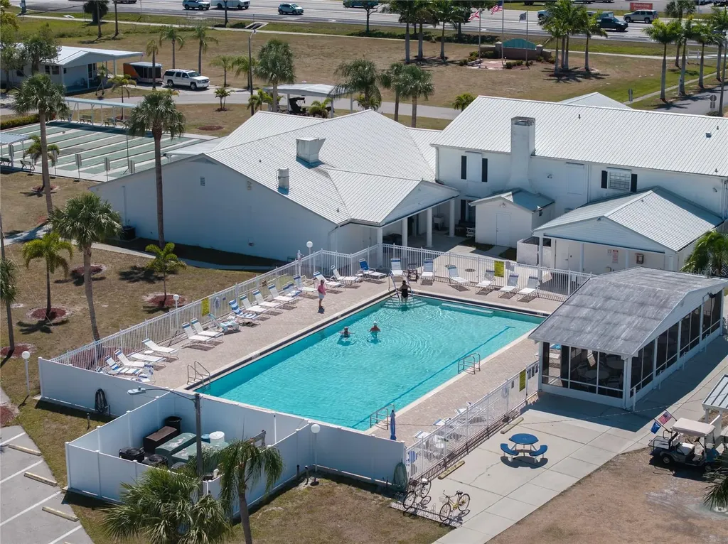 203 Harvest Lane North Fort Myers FL 33917
