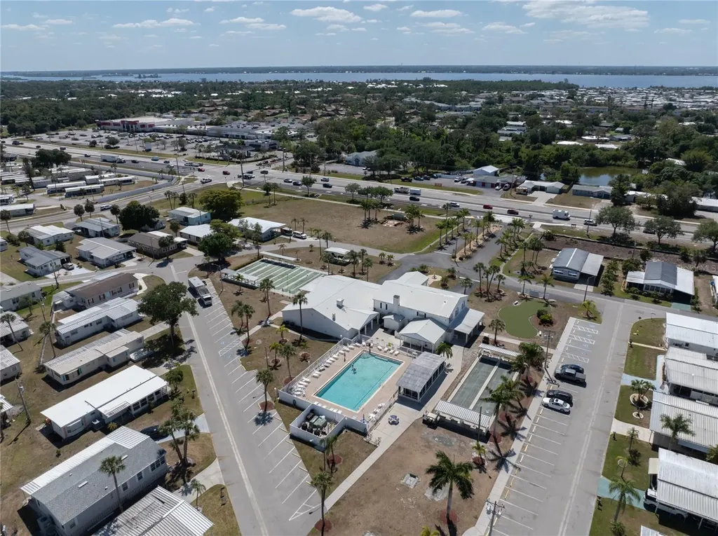 203 Harvest Lane North Fort Myers FL 33917