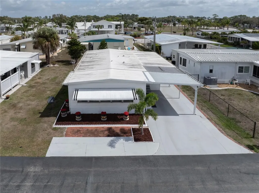 203 Harvest Lane North Fort Myers FL 33917