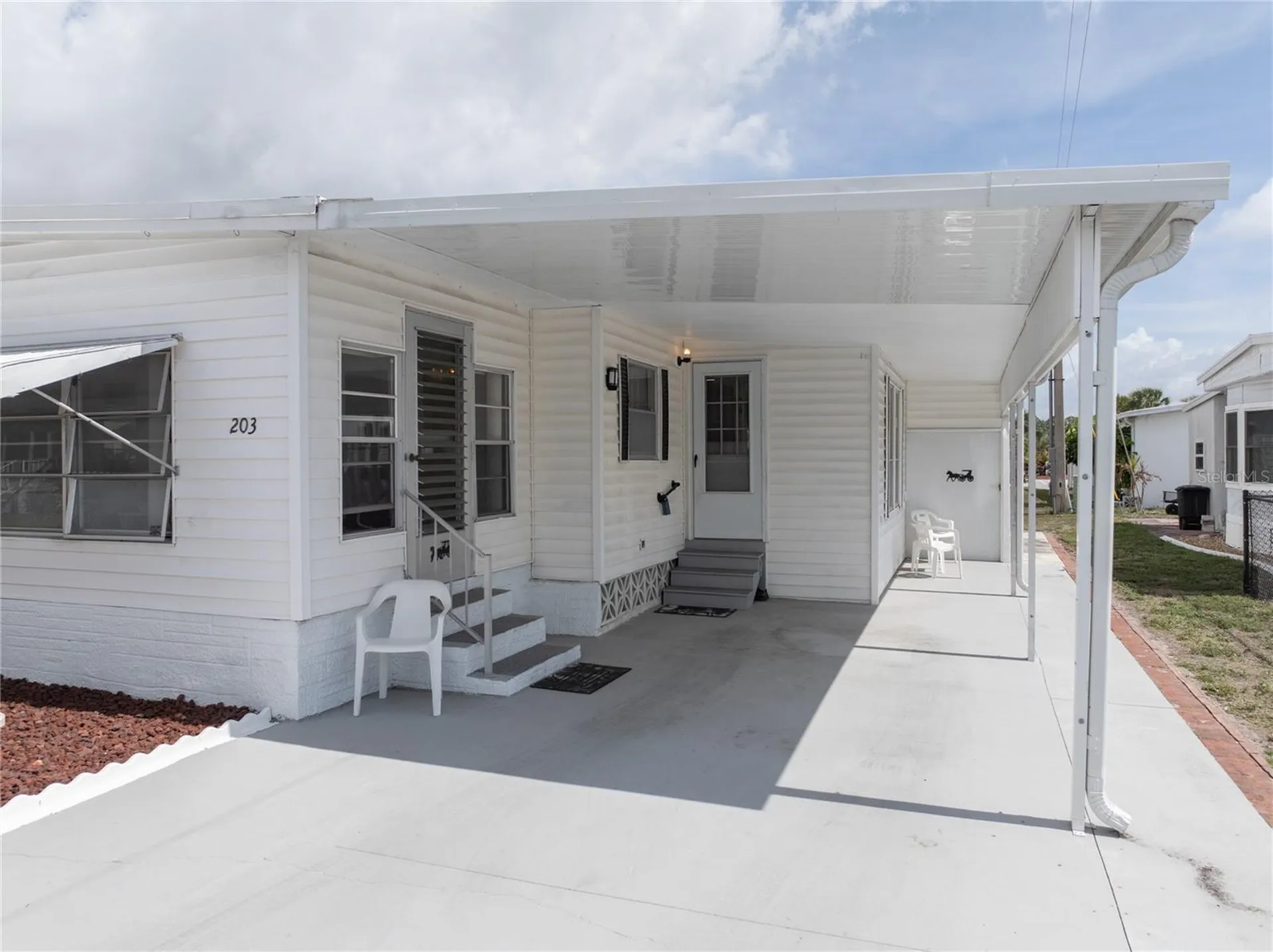 203 Harvest Lane North Fort Myers FL 33917