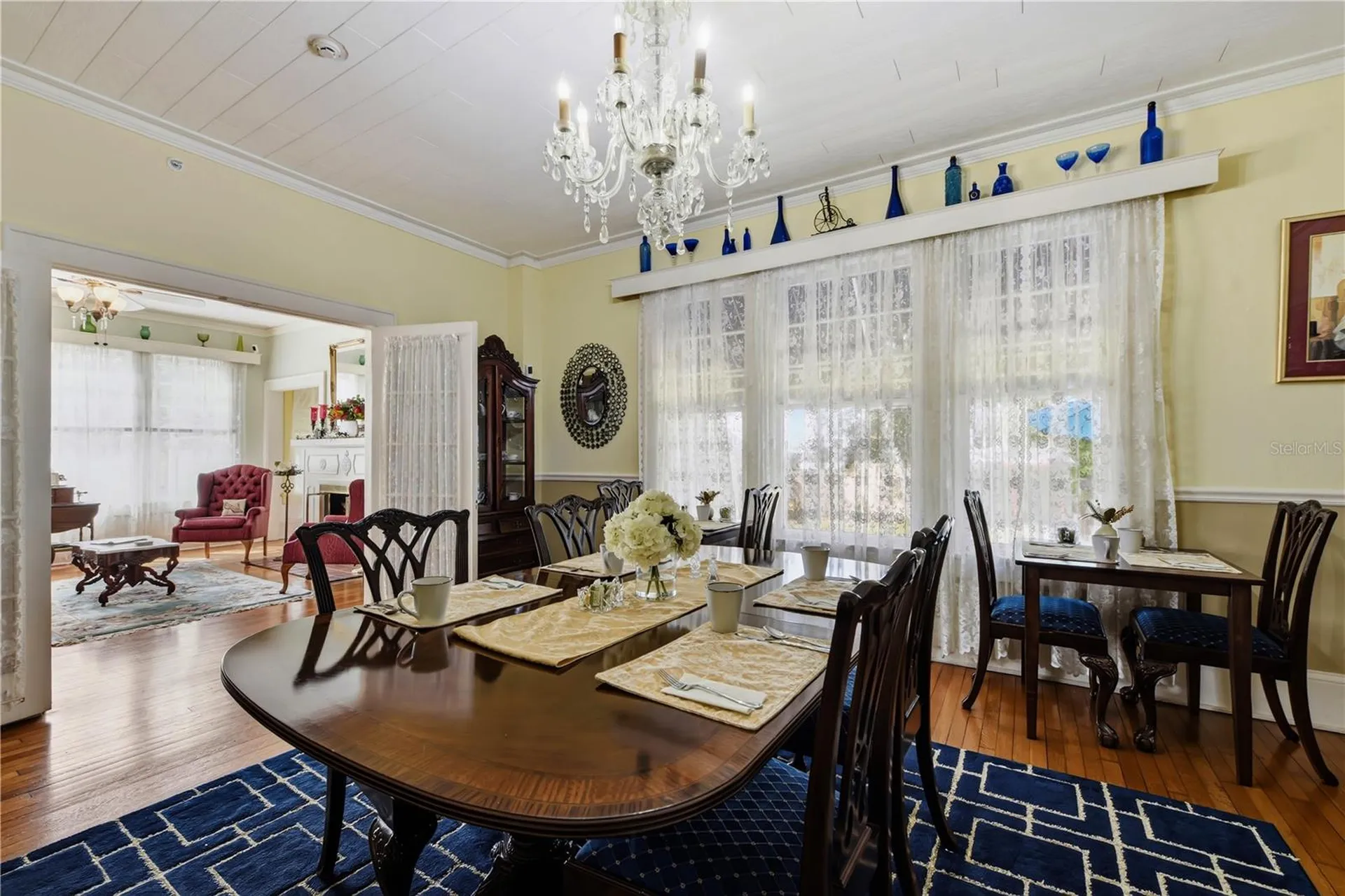 347 E 3rd Avenue Mount Dora FL 32757
