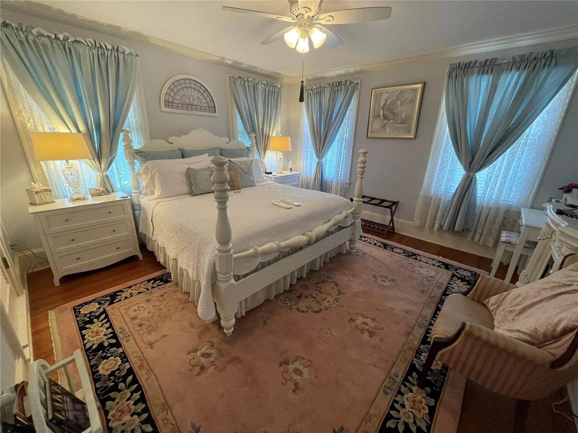 347 E 3rd Avenue Mount Dora FL 32757