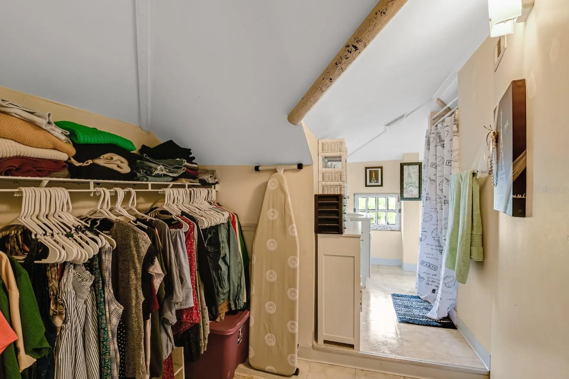 347 E 3rd Avenue Mount Dora FL 32757