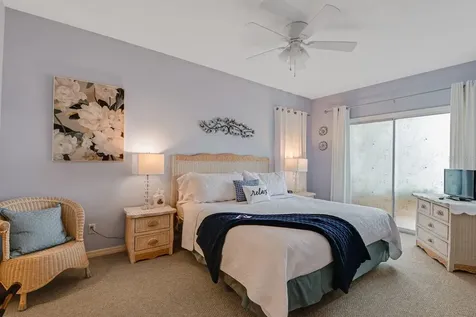 347 E 3rd Avenue Mount Dora FL 32757