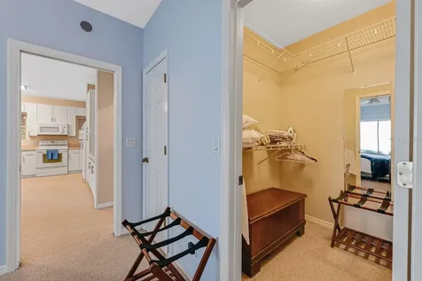 347 E 3rd Avenue Mount Dora FL 32757