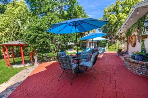 347 E 3rd Avenue Mount Dora FL 32757