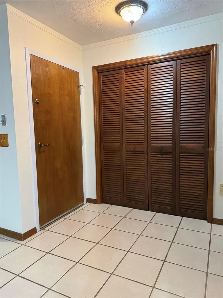 9045 York Lane Melbourne FL 32904