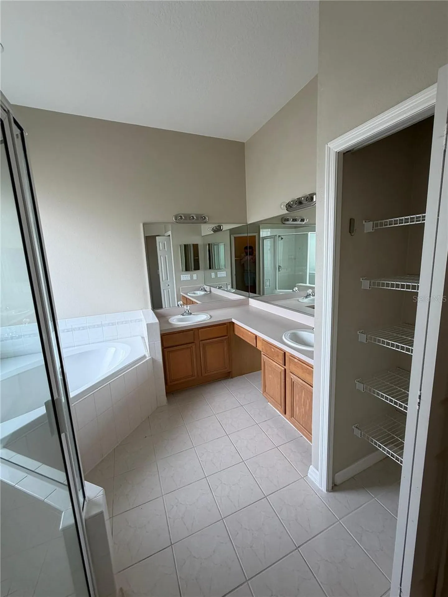 10401 Canary Isle Drive Tampa FL 33647