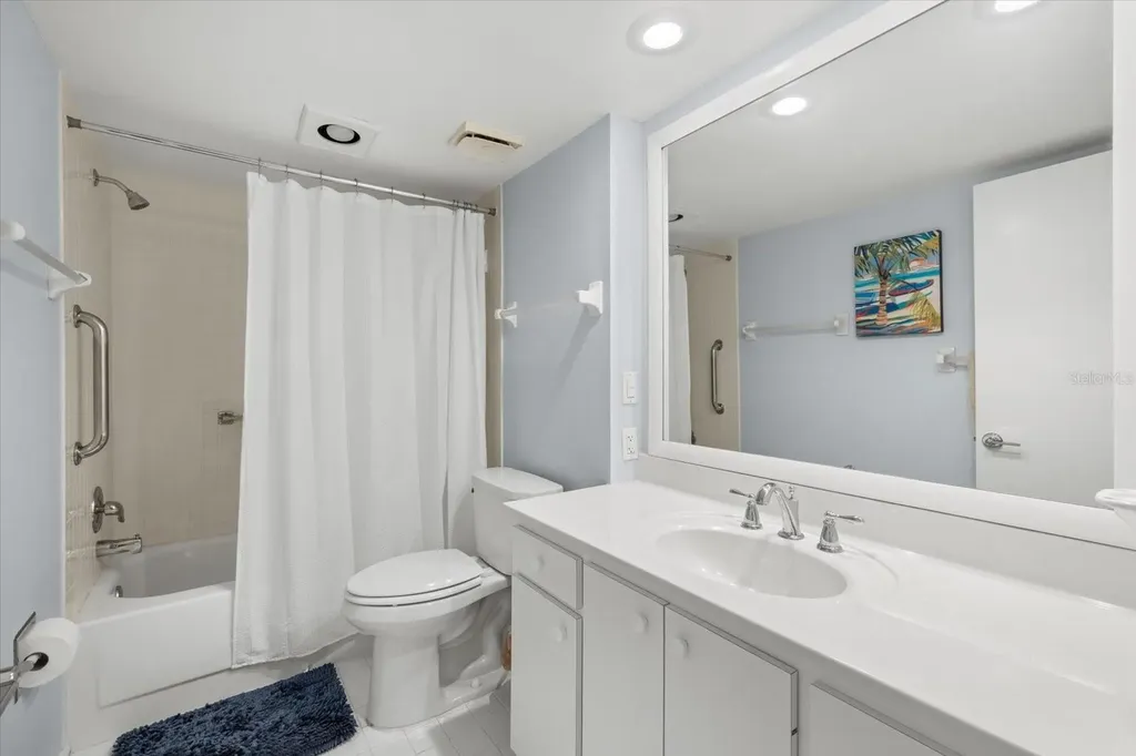 3240 Gulf Of Mexico Drive Longboat Key FL 34228