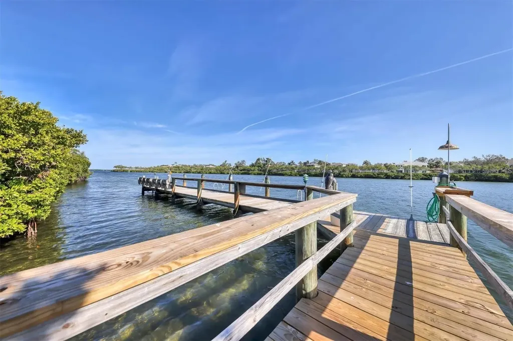 3240 Gulf Of Mexico Drive Longboat Key FL 34228